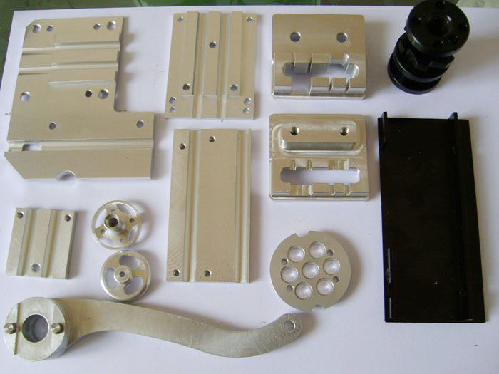用cnc精密機(jī)械加工工藝來加工零件，要提供什么資料給廠家呢？