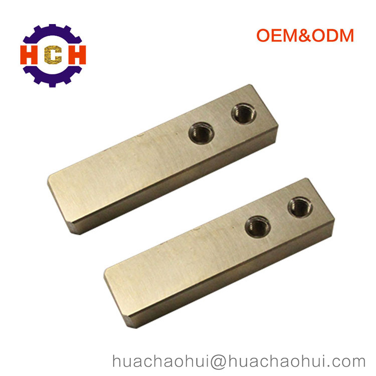 　立式數(shù)控加工設(shè)備和臥式cnc加工設(shè)備常見(jiàn)于我門的機(jī)械工業(yè)，這幾類車床基本上可以在所有加工區(qū)域中看到