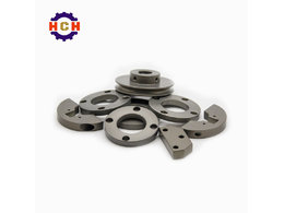 機(jī)械零部件加工：怎么進(jìn)行機(jī)床機(jī)械設(shè)備的操作來提升機(jī)械零部件加工的精度呢？