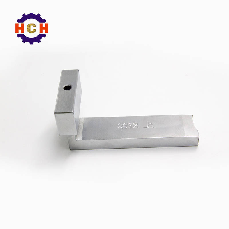 深圳機械零部件加工的鎢鋼沖孔針的生產(chǎn)加工強度高，可承受較長時間的負(fù)荷